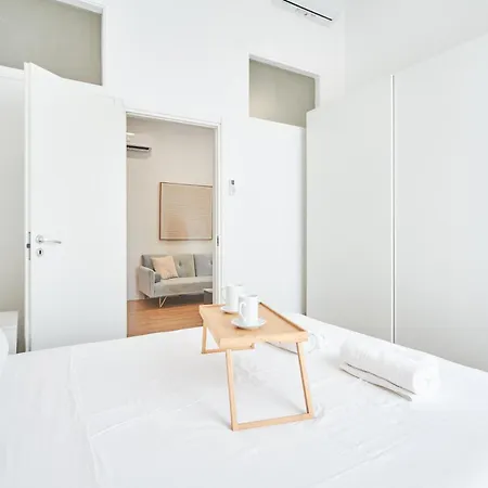 Spacious Flat Close To Fondazione Prada & Metro Apartment Milan