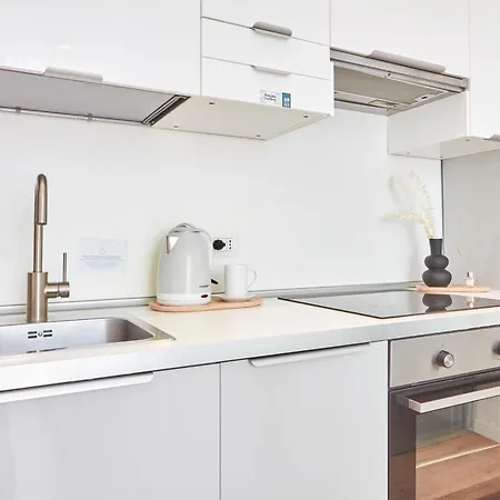 Appartamento Spacious Flat Close To Fondazione Prada&metro Milano